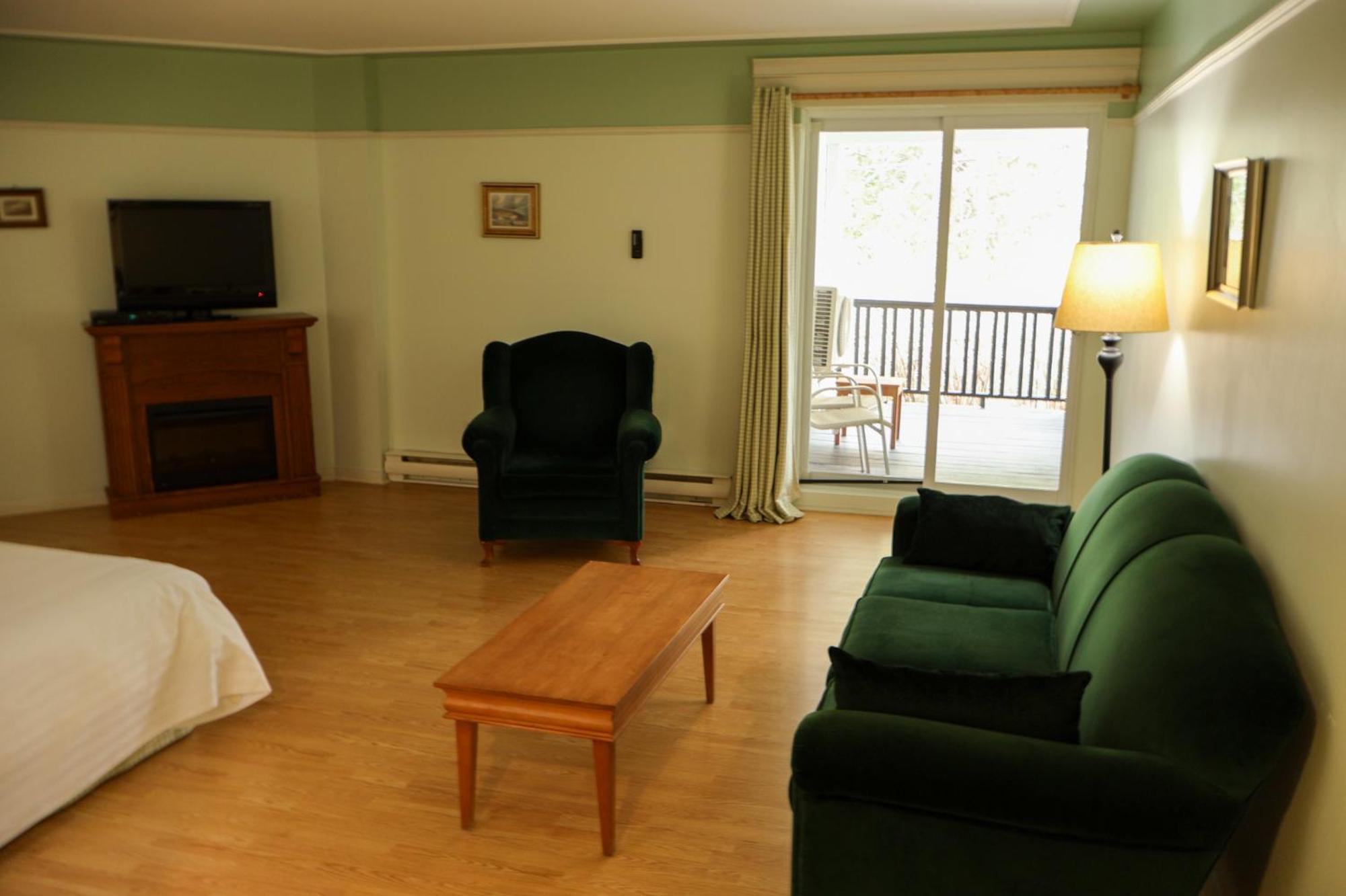 Hotel Au Petit Berger La Malbaie Ngoại thất bức ảnh