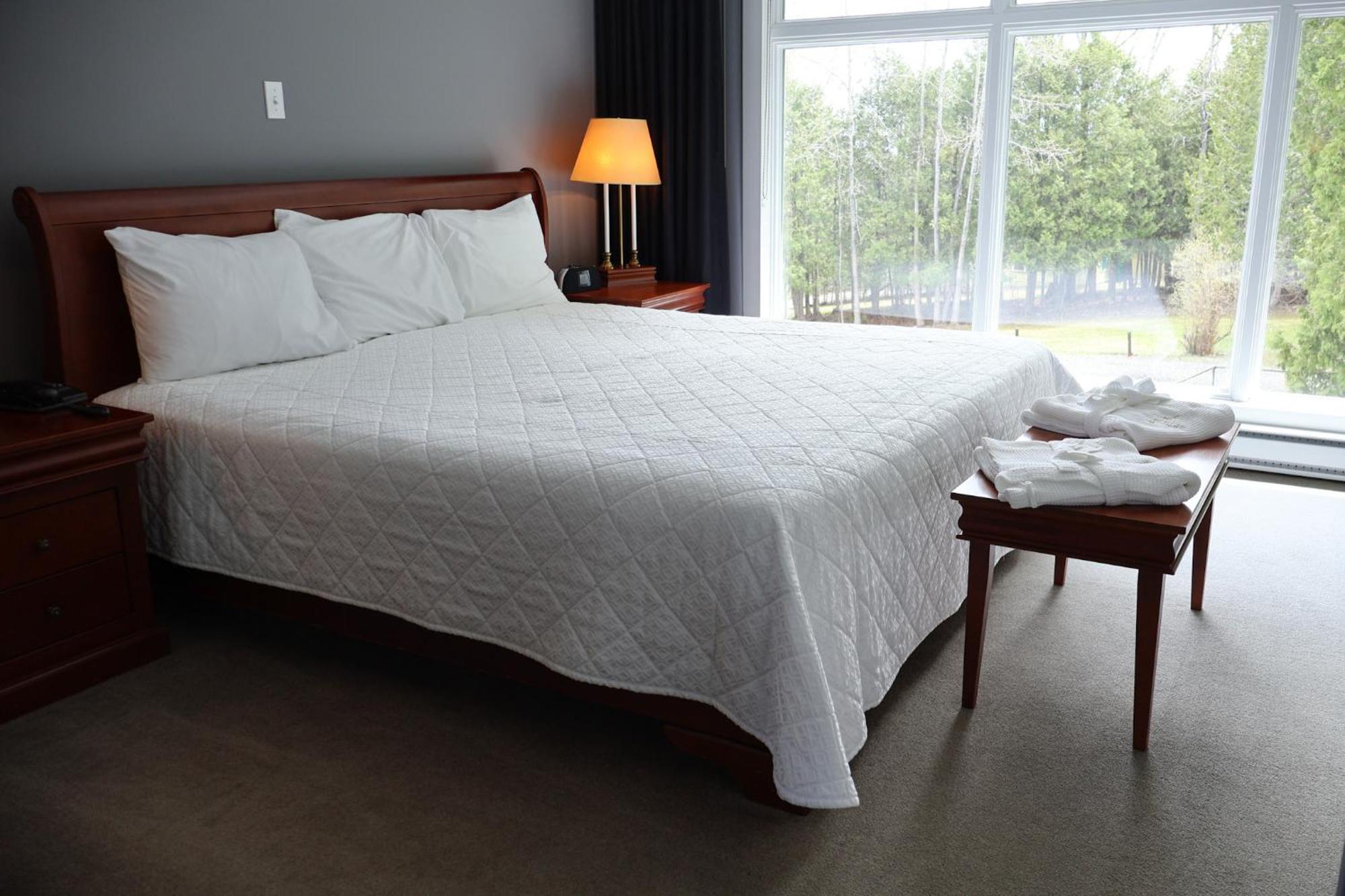 Hotel Au Petit Berger La Malbaie Ngoại thất bức ảnh