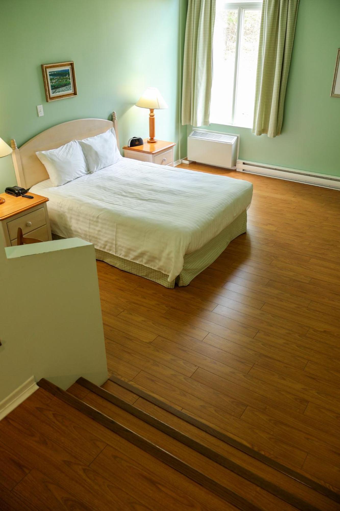 Hotel Au Petit Berger La Malbaie Ngoại thất bức ảnh