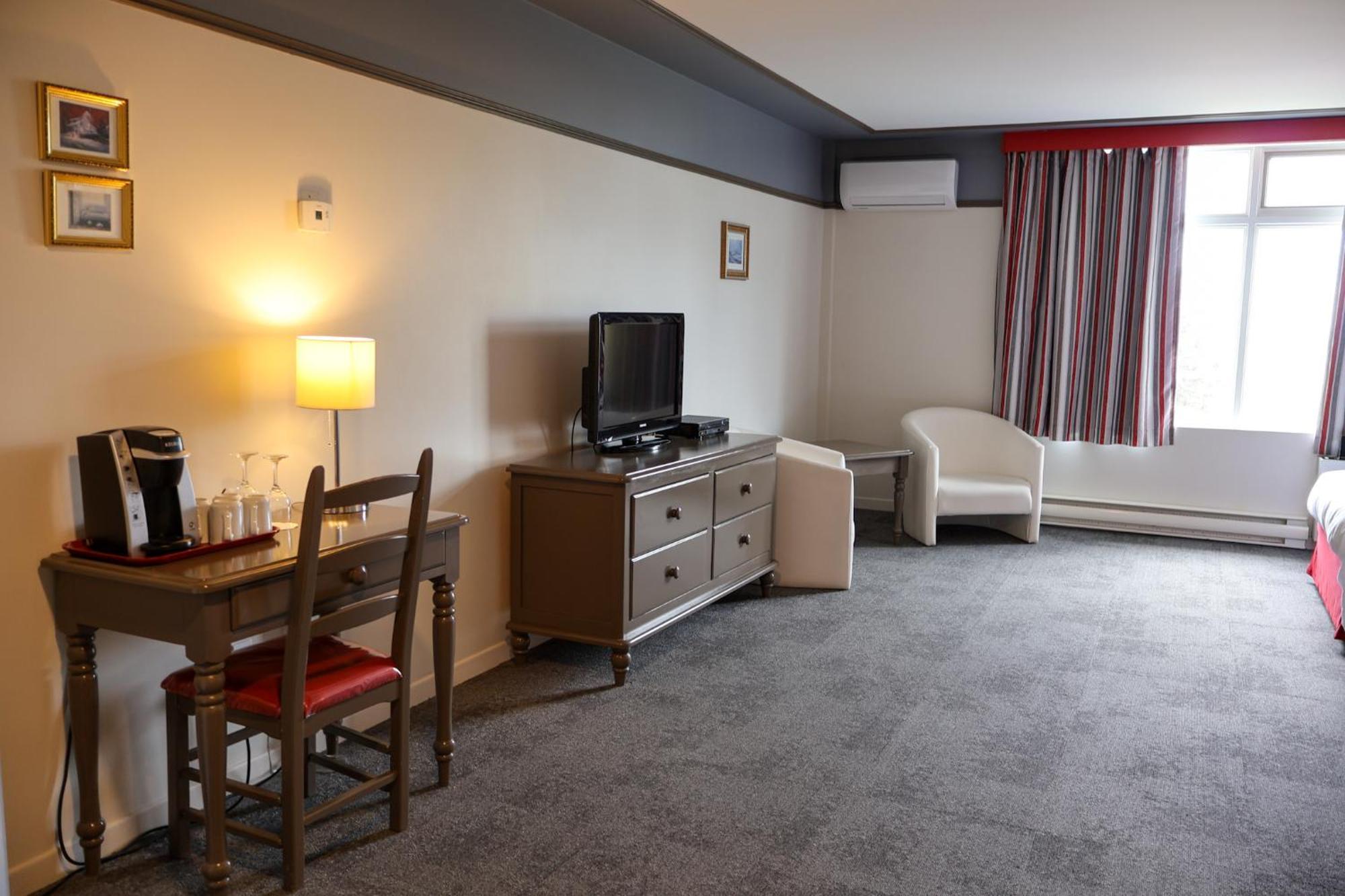 Hotel Au Petit Berger La Malbaie Ngoại thất bức ảnh